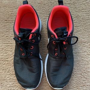 Nike Roshes
